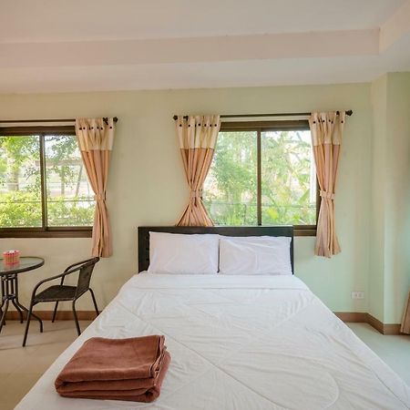 Banlanna Hotel Lampang Ngoại thất bức ảnh