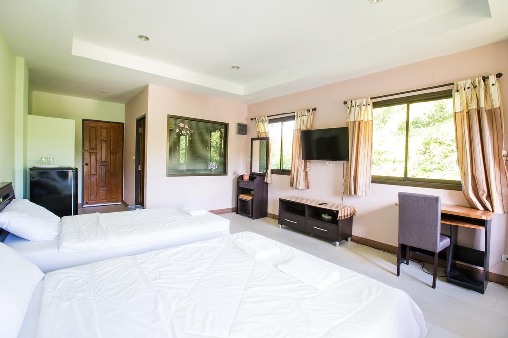 Banlanna Hotel Lampang Phòng bức ảnh
