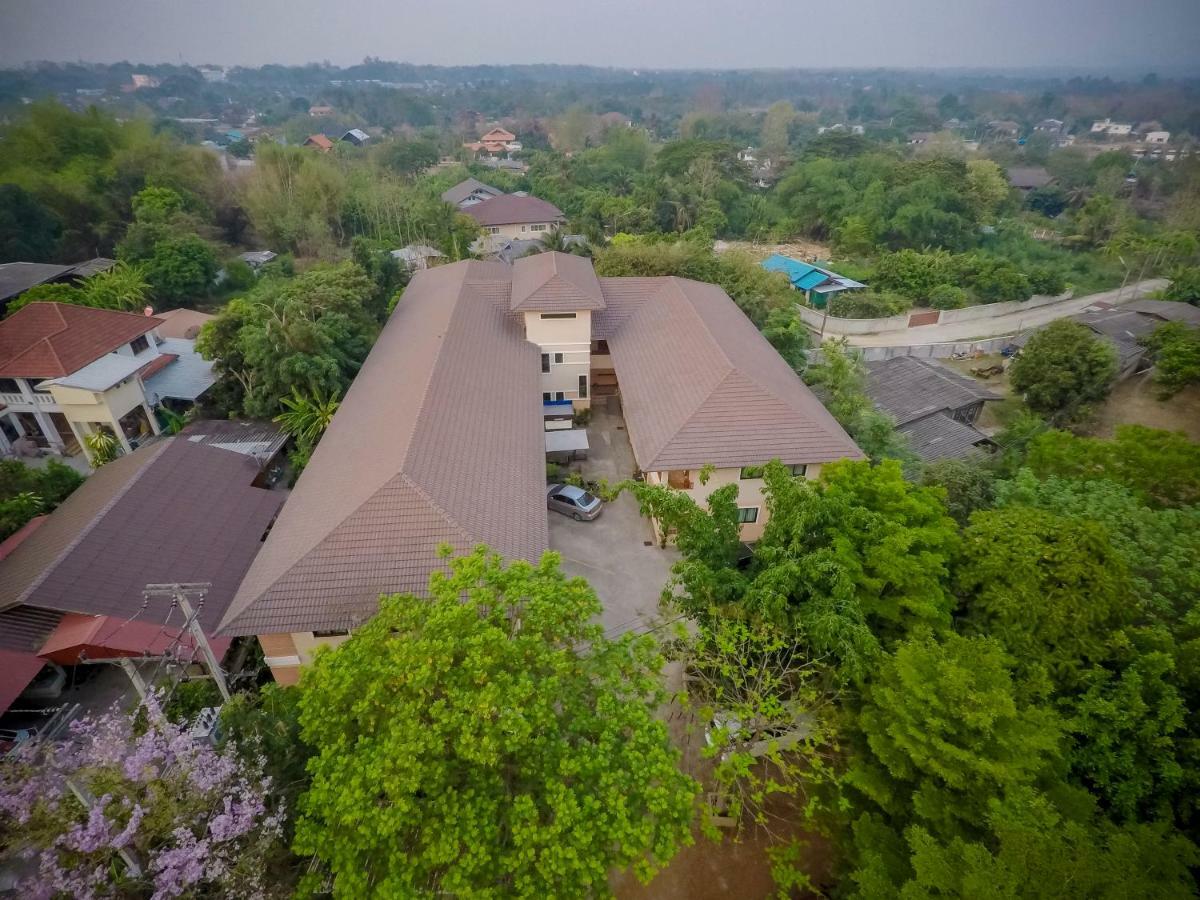 Banlanna Hotel Lampang Ngoại thất bức ảnh